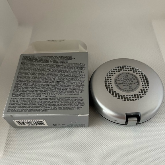 New MAC Studio Fix Tech Cream-To-Powder - Picture 13 of 14